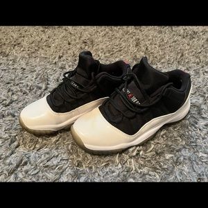 Jordan 11 retro low tuxedo - 5Y